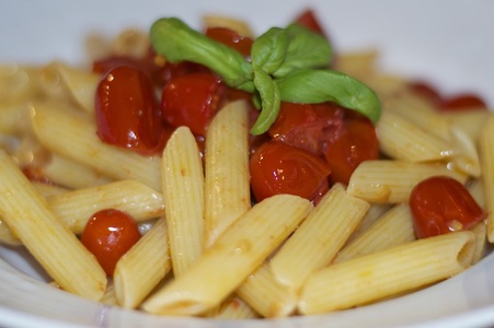 pasta,cherry tomatoes,italian,food